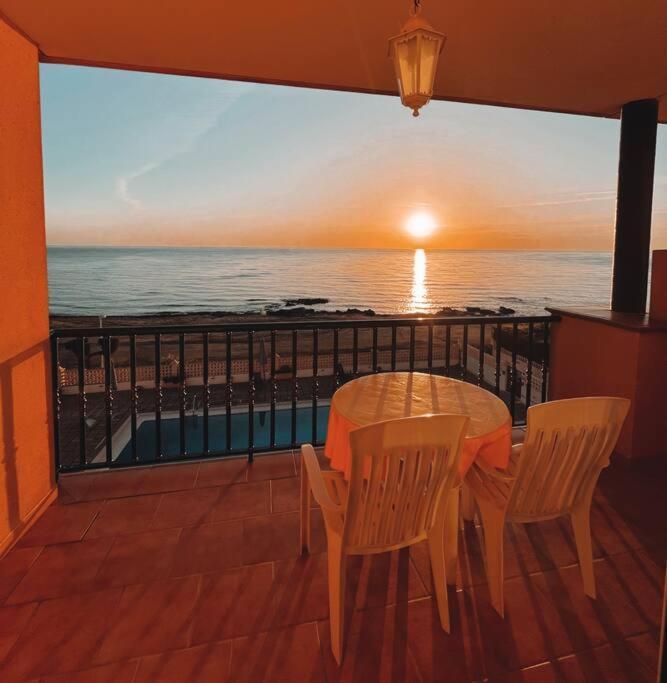 Apartamentos El Calon Playa クエバス・デル・アルマンソーラ エクステリア 写真