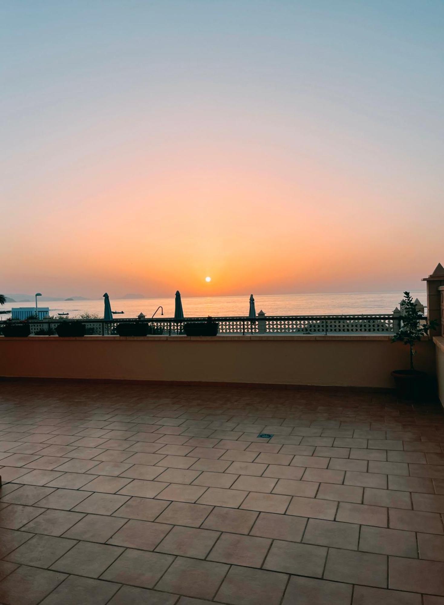 Apartamentos El Calon Playa クエバス・デル・アルマンソーラ エクステリア 写真