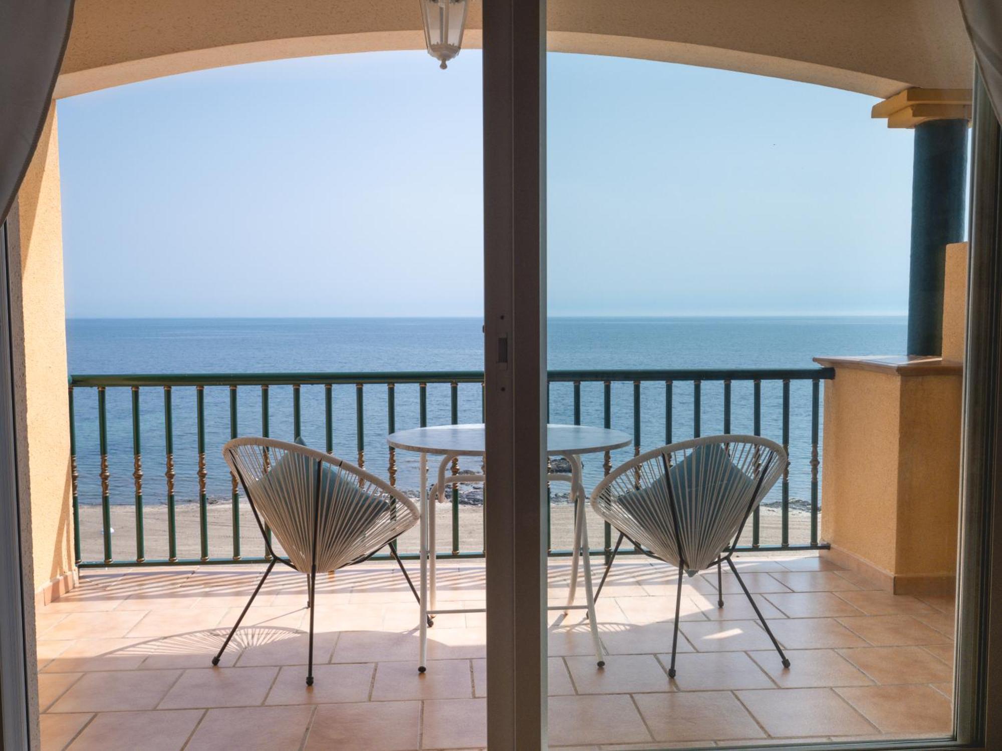 Apartamentos El Calon Playa クエバス・デル・アルマンソーラ エクステリア 写真